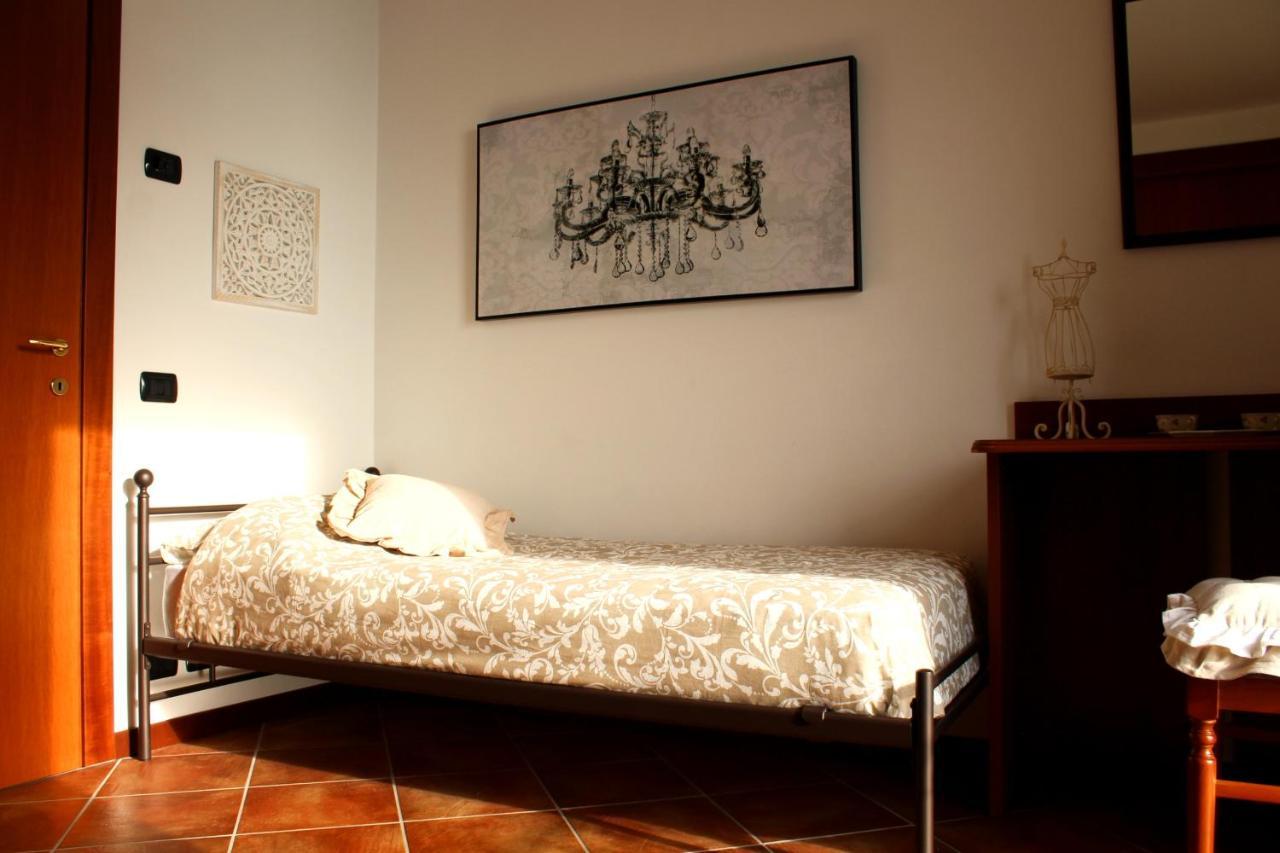 B&B Villa Regina 브루나테 외부 사진